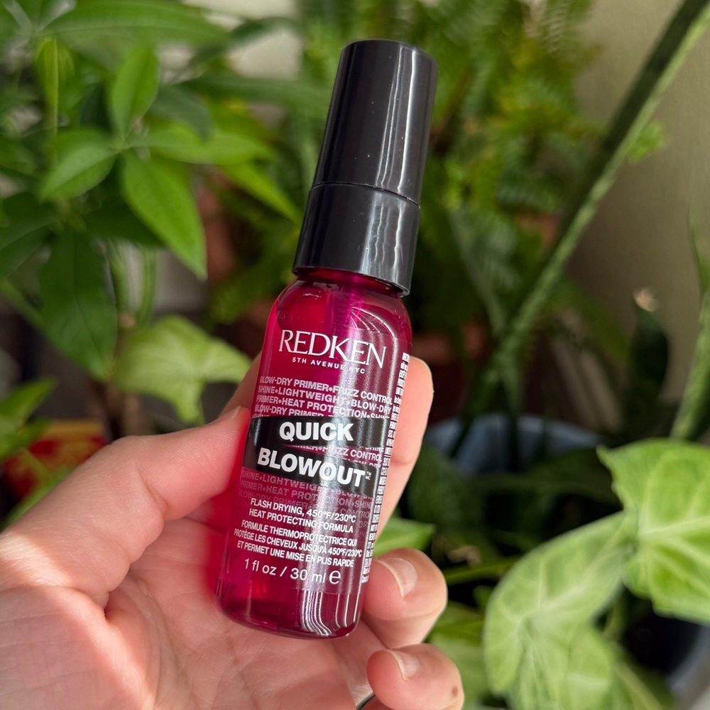 Redken Quick Blowout Heat Protectant Spray – Travel Size 30ML (New)